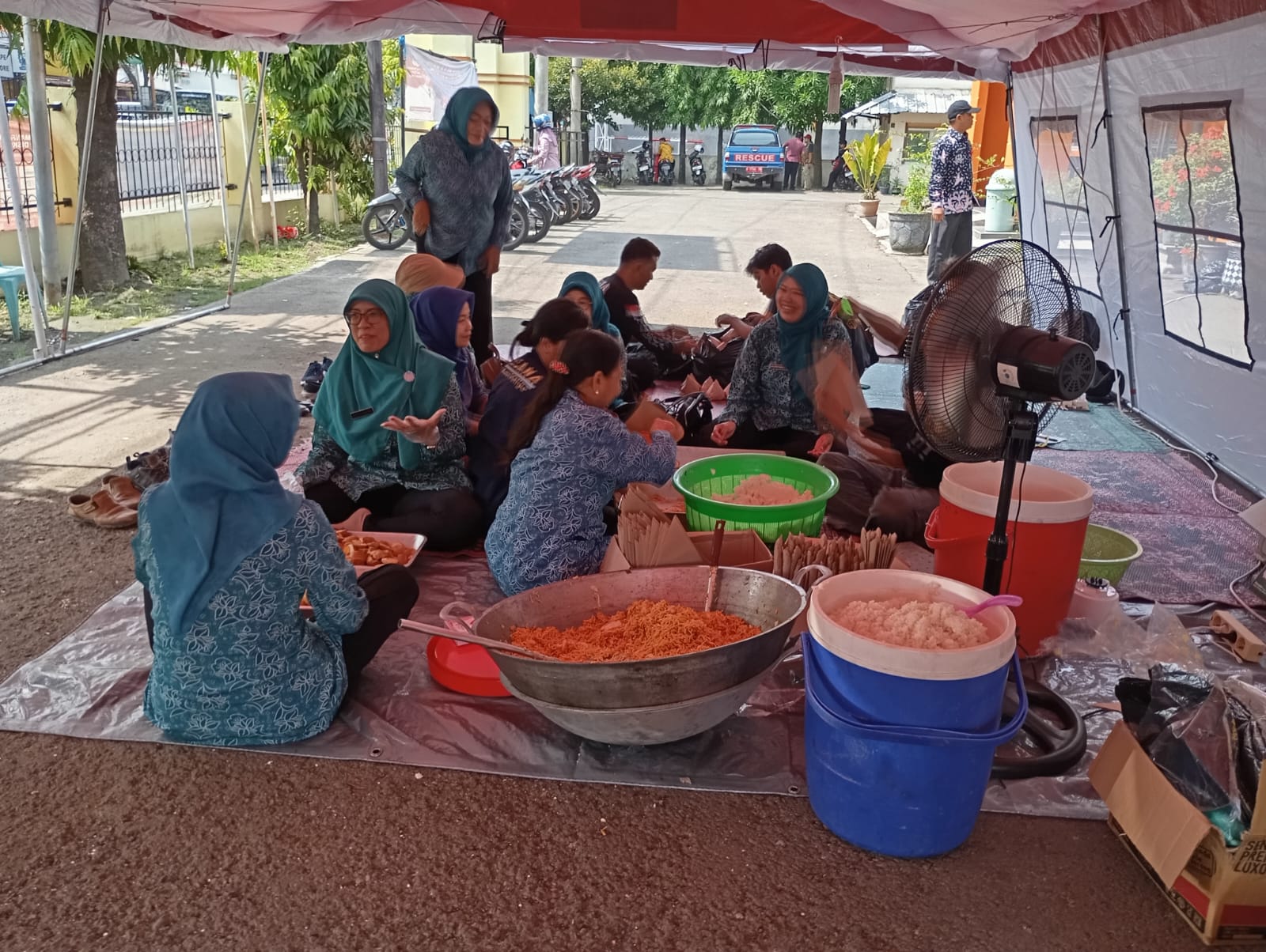 Banjir Semarang, PKK Siapkan 3.000 Bungkus Makanan